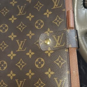 Louis Vuitton Agenda GM